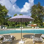 Camping Les Borgnes 2*