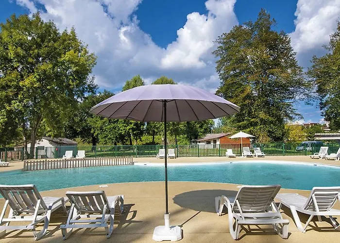 Camping Les Borgnes 2*