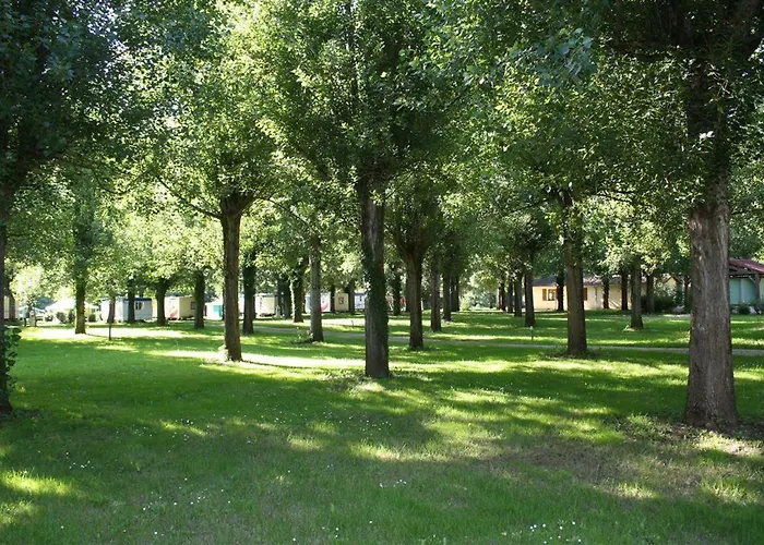 Les Borgnes Camping Saint-Sozy